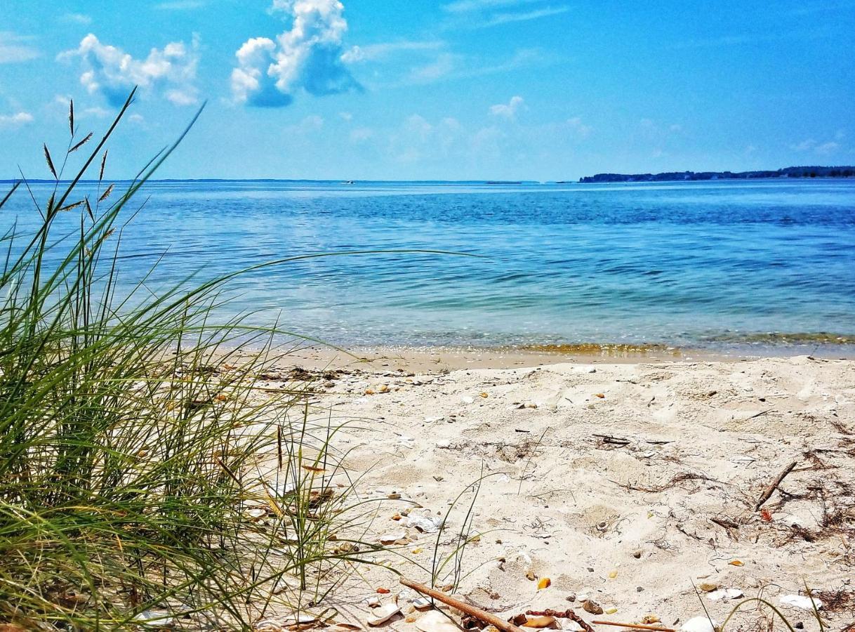 Sandaway Suites & Beach Oxford Bagian luar foto