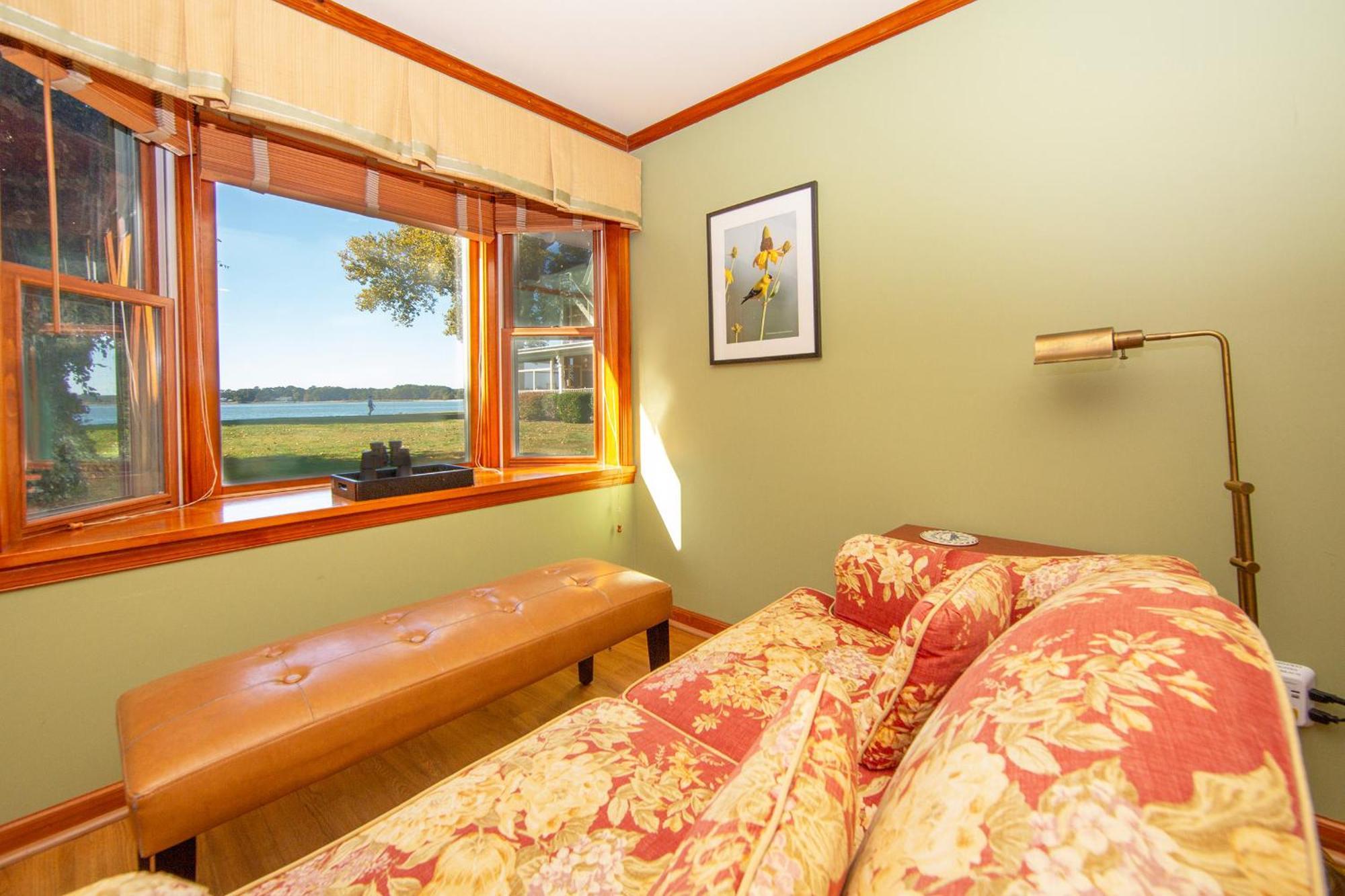 Sandaway Suites & Beach Oxford Bagian luar foto